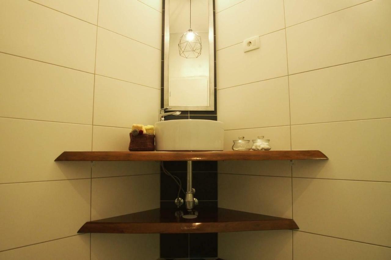 Studio Apartman Baronessa Adriana Apartment Rijeka Bagian luar foto